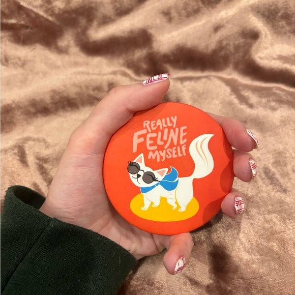 Cute handheld cat mirror - Picture 3 of 3